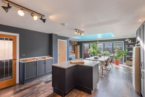 Photo 22- click for photo gallery